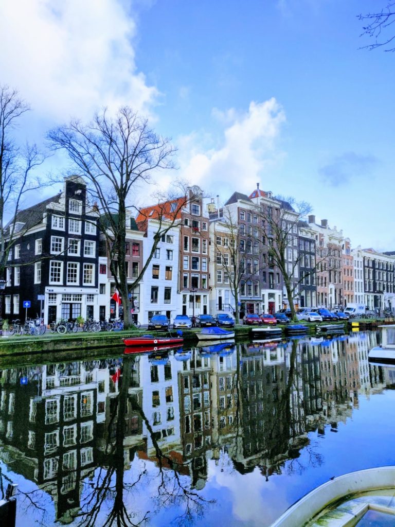 להתאהב באמסטרדם
